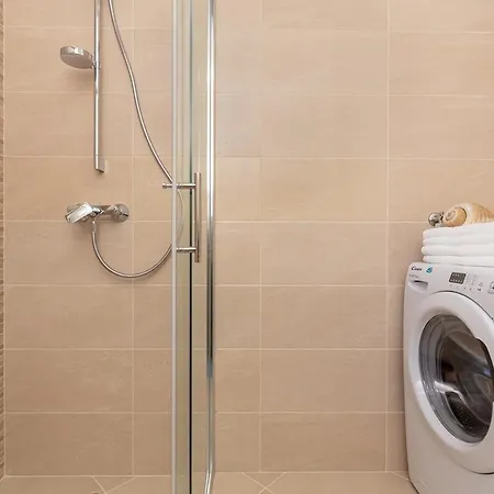 Red And Blue Apartment *